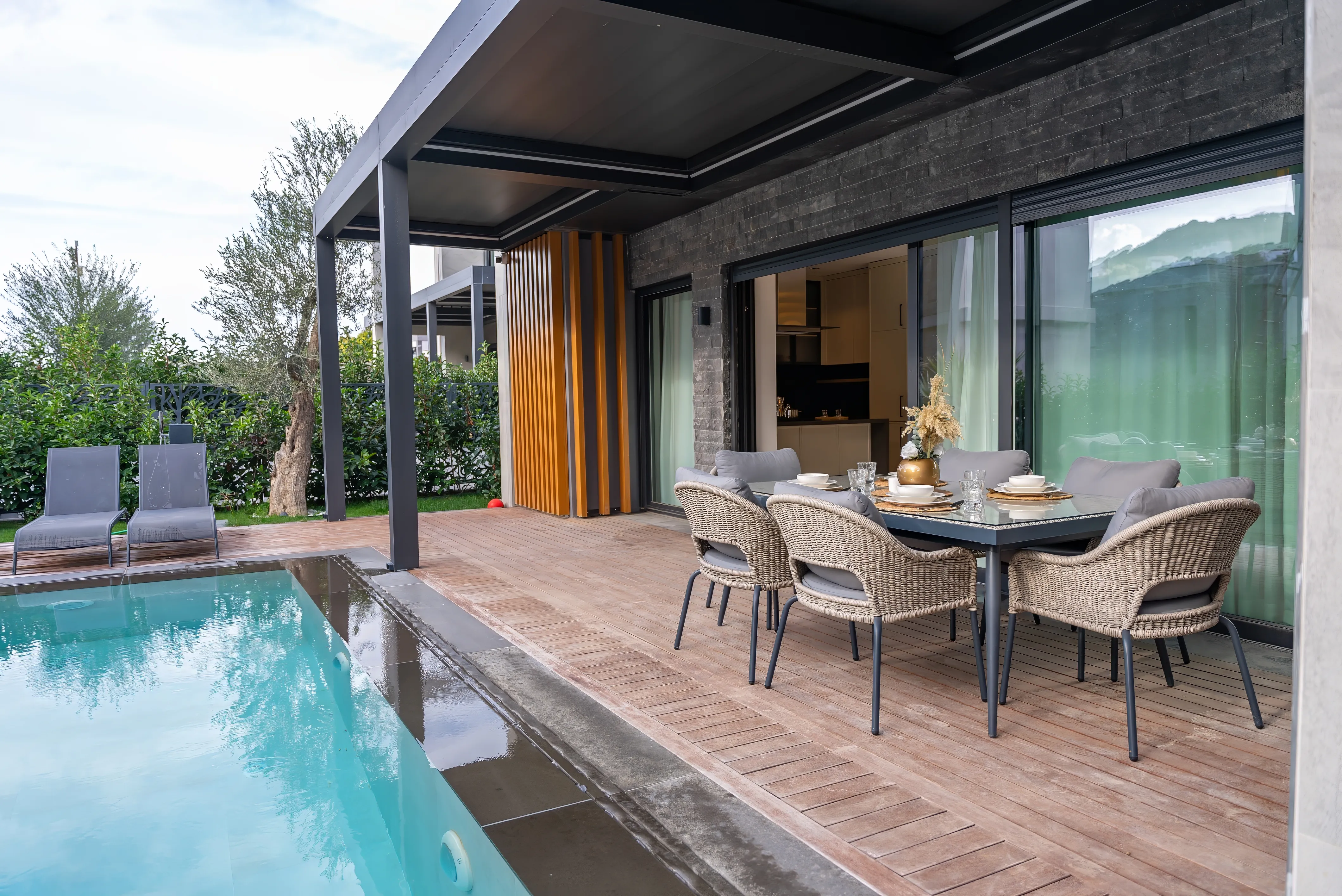  FOA Azure Villa